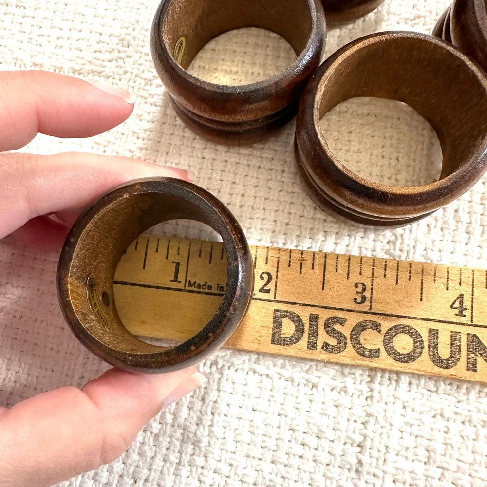 VTG‎ Ribbed Wood Napkin Rings Set of 5 MCM Boho Rustic Table Decor Barrel Shape
